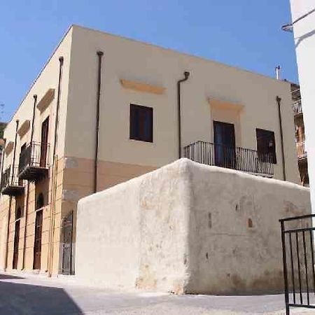 Cialoma Aparthotel Castellammare del Golfo Δωμάτιο φωτογραφία